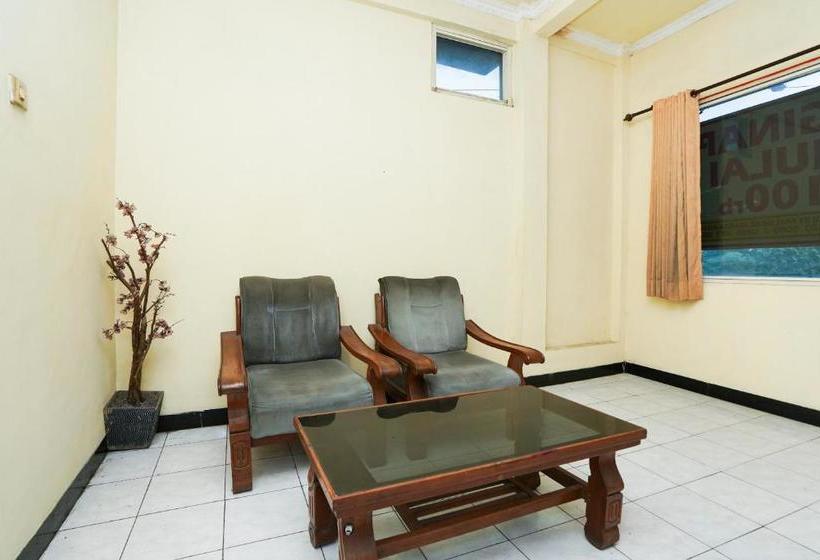 Отель Oyo 2612 Pondok Rizqi Syariah