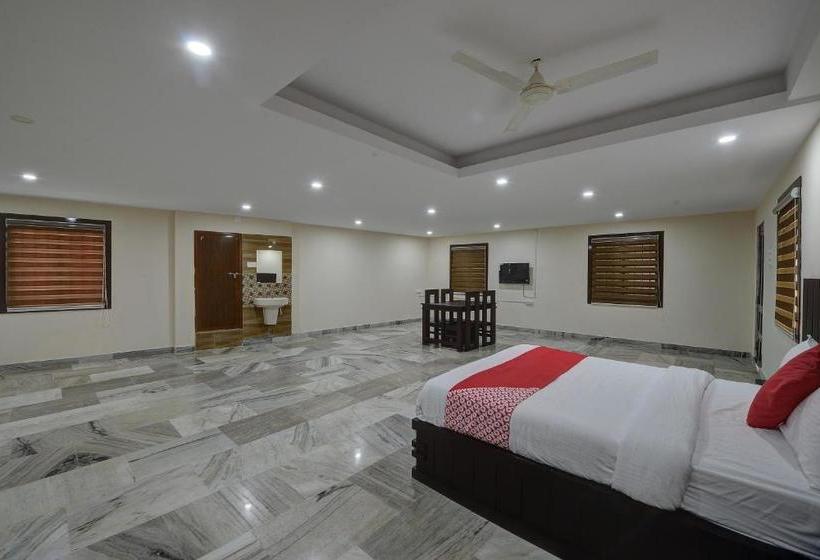 酒店 Oyo 41077 Kalanad Residency