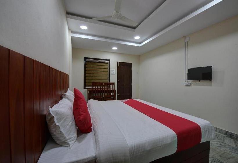 酒店 Oyo 41077 Kalanad Residency