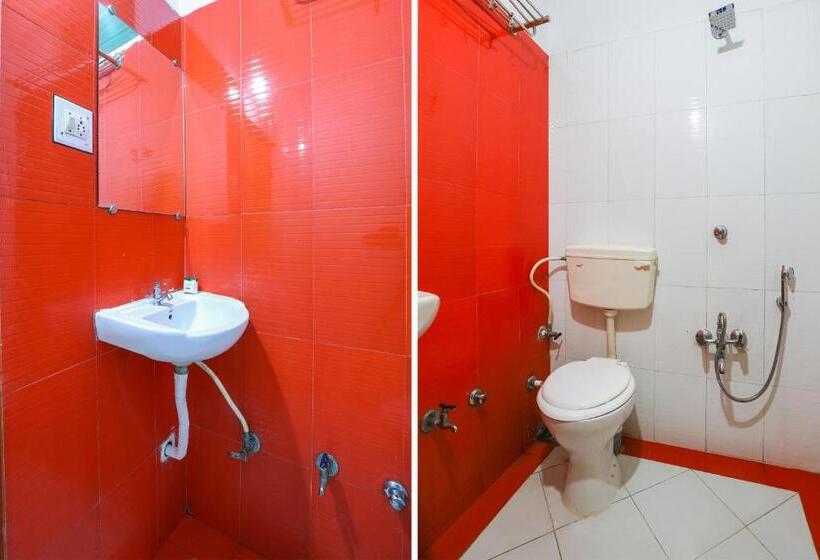 ホテル Oyo 60599 Kabir Residency