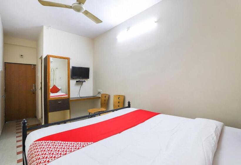 ホテル Oyo 60599 Kabir Residency