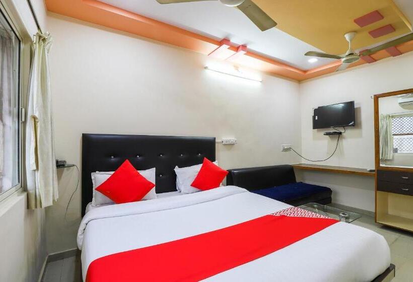 ホテル Oyo 60599 Kabir Residency