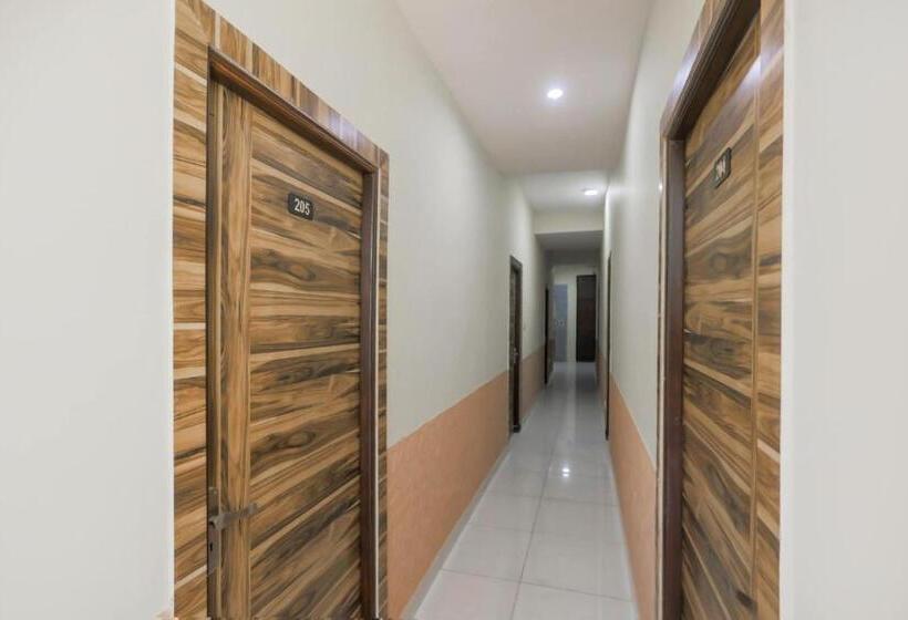 호텔 O Sewa Residency