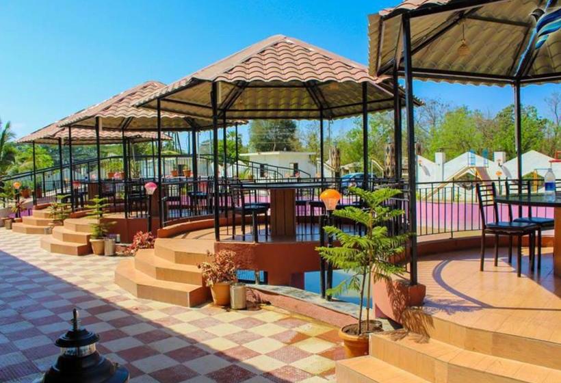 בית מלון כפרי Pinnk Lake Resort And Bar