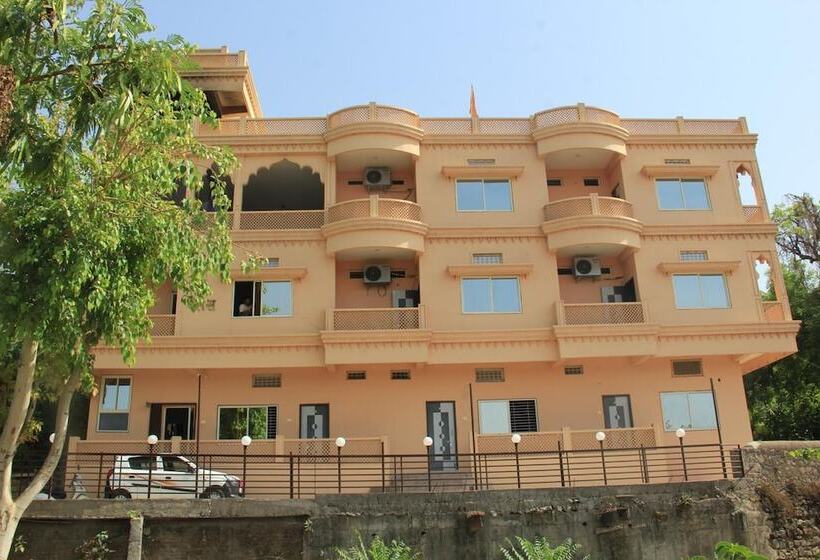 בית מלון כפרי Raj Palace