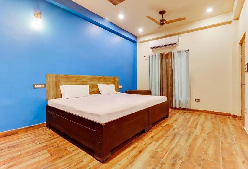 בית מלון כפרי Spot On 49375 Royal Inn