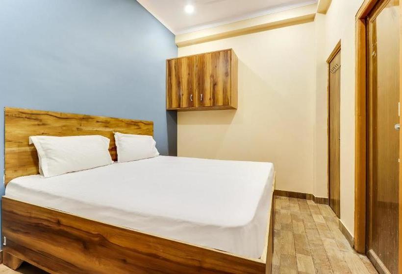 호텔 Spot On 49375 Royal Inn