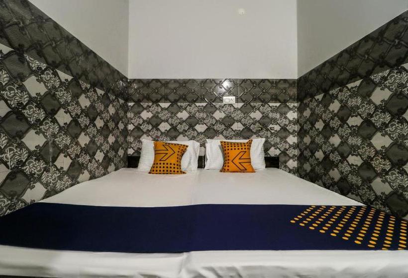 Отель Spot On 63191 Preet Guest House