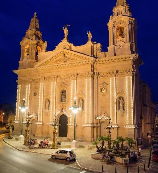 هتل The Village Boutique And Spa