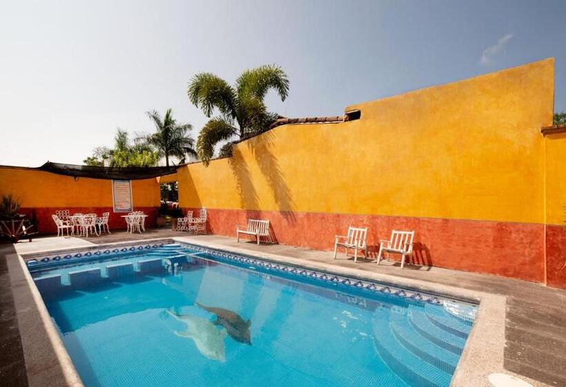 호텔 Villas De San Miguel Media Luna