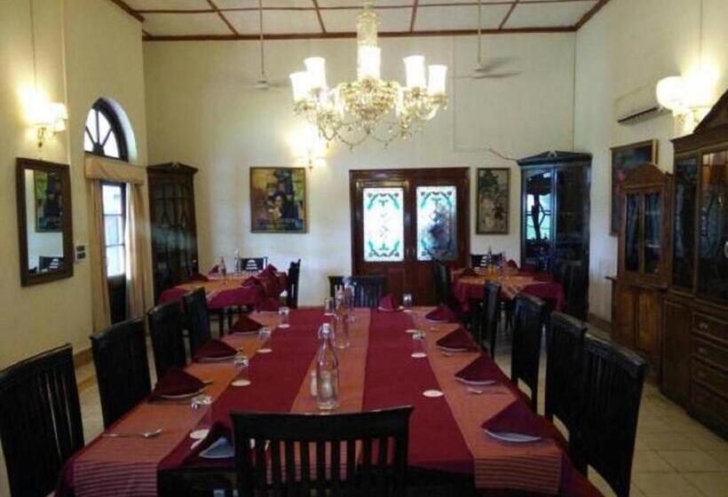 Kaziranga Golf Resort