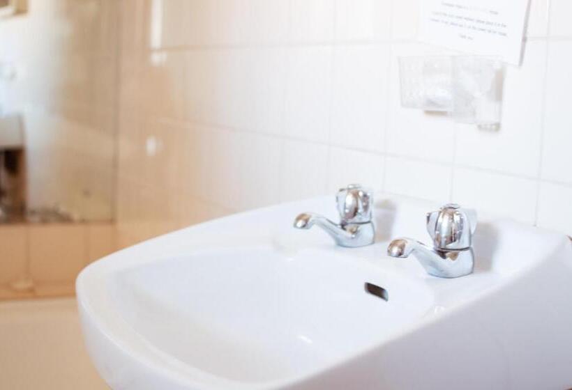 Kambalda Hotel And The Nickel Bar