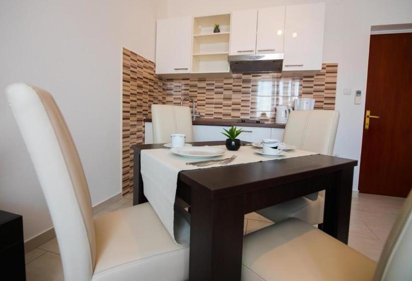 펜션 Apartments Padovan Banjol