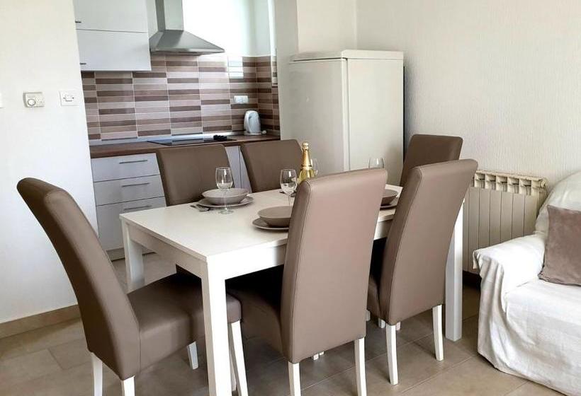 펜션 Apartments Padovan Banjol