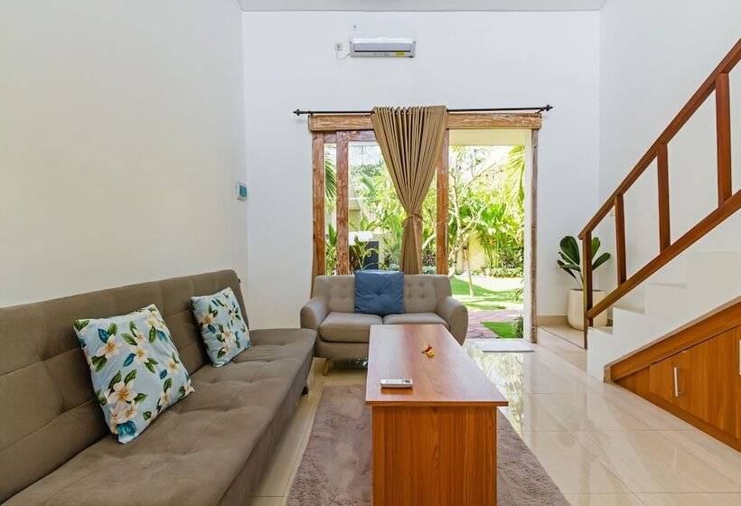 펜션 Keramahan Townhouse Bali