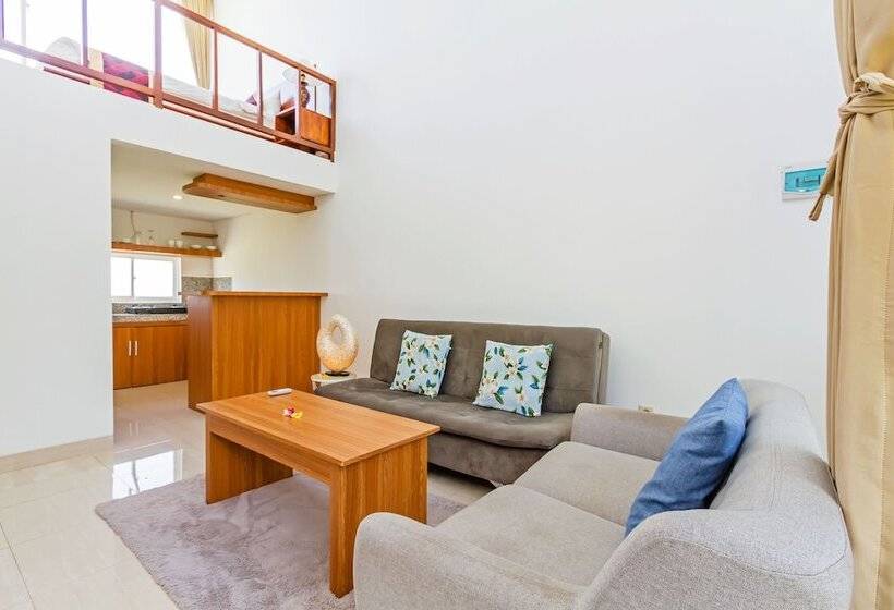 펜션 Keramahan Townhouse Bali