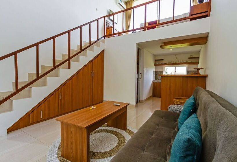 펜션 Keramahan Townhouse Bali