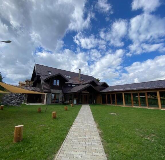 פנסיון Maggie's Ranch