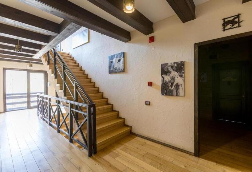 פנסיון Maggie's Ranch