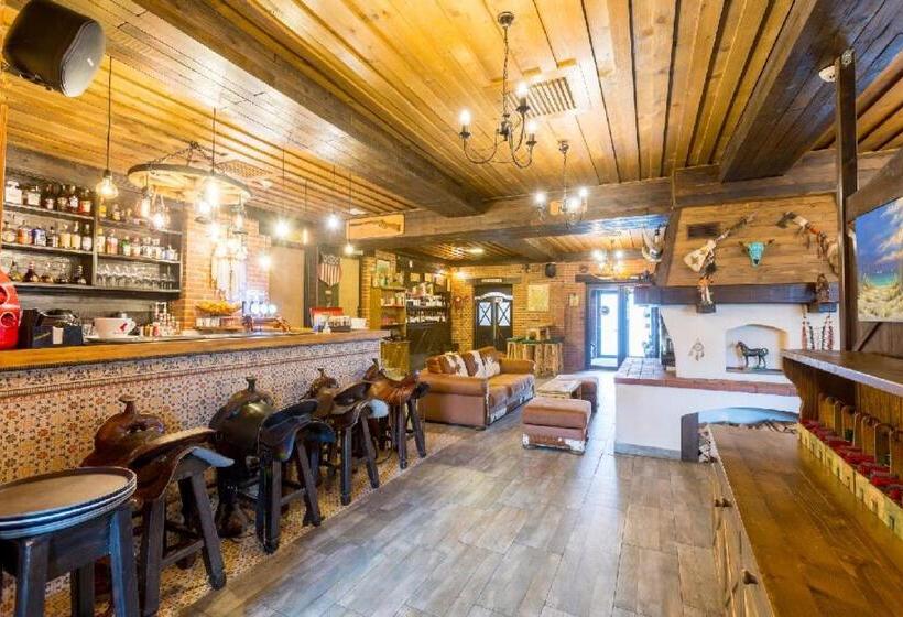 פנסיון Maggie's Ranch