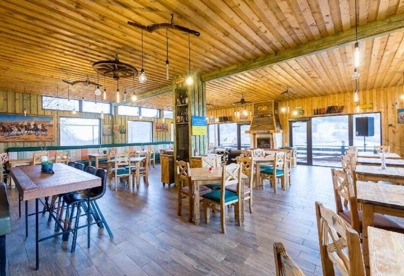 פנסיון Maggie's Ranch