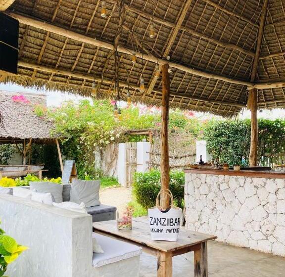 ペンション Miti Beach Bungalows