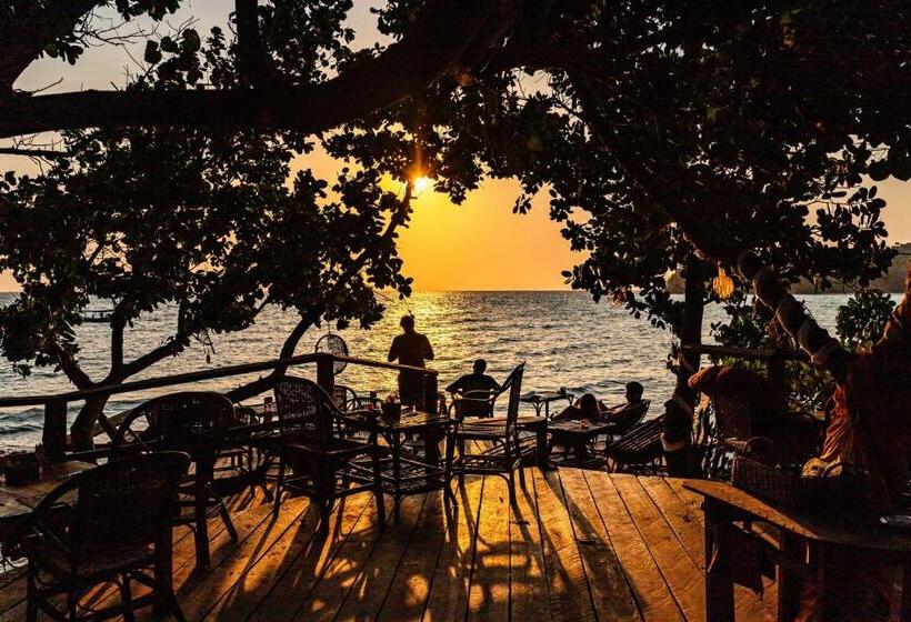 Kactus Eco Resort & Wellness On Kohtakiev Island