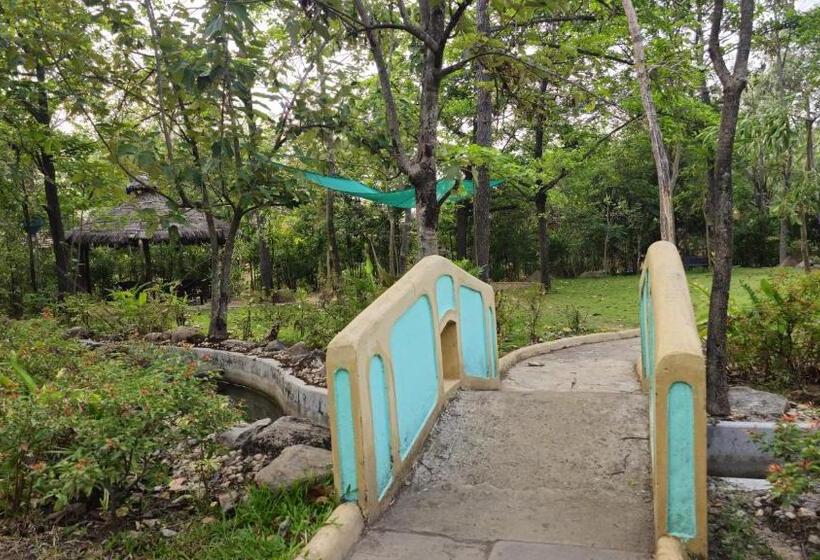 אתר נופש The Celebration Van Vilas