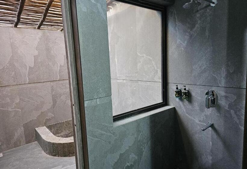 אתר נופש The Celebration Van Vilas