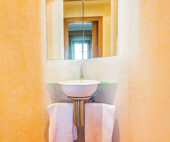 فندق El Exe Almería Centro