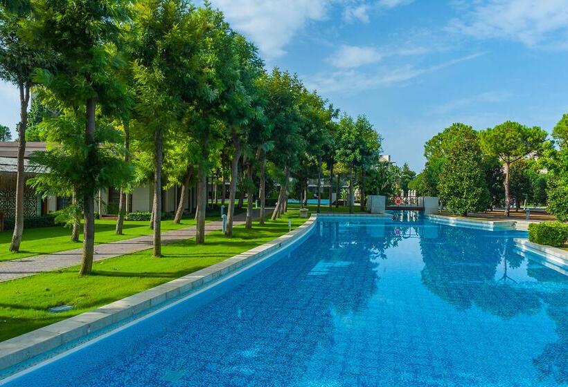 Gloria Serenity Resort