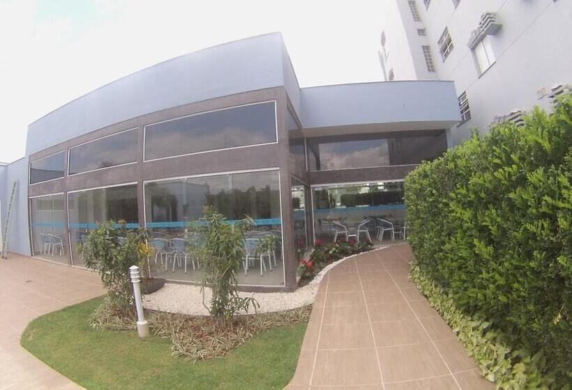 酒店 Aero Park E Estacionamento