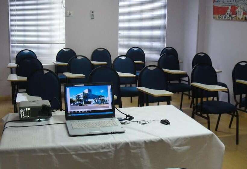 酒店 Aero Park E Estacionamento