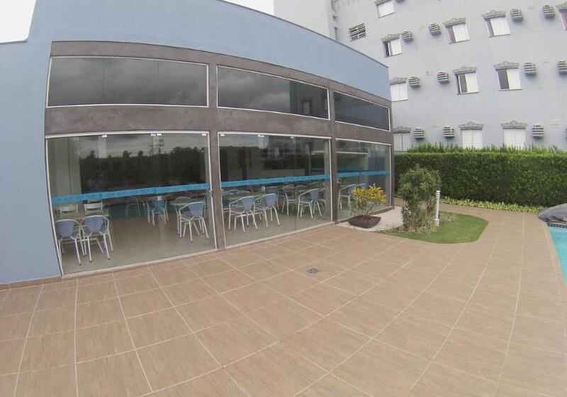 酒店 Aero Park E Estacionamento