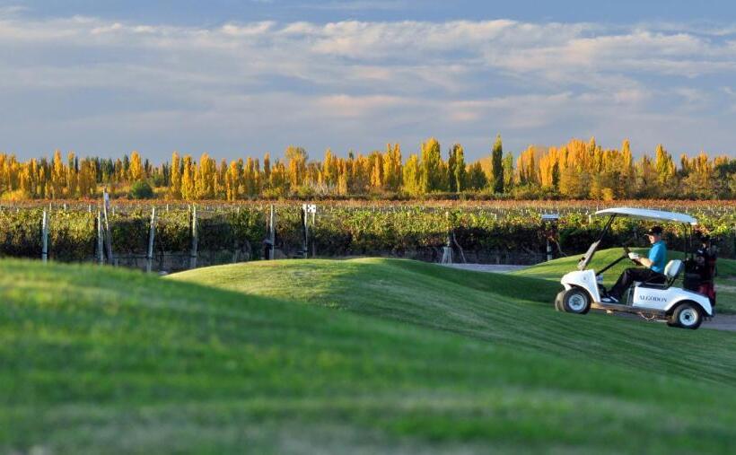 هتل Algodon Wine Estates & Champions Club