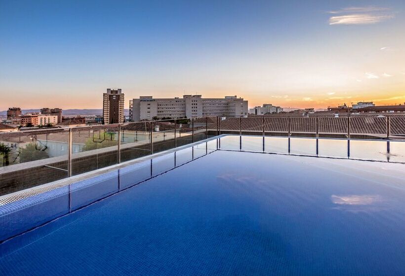 هتل Granada By Pierre & Vacances