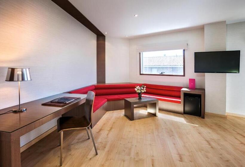 هتل Granada By Pierre & Vacances