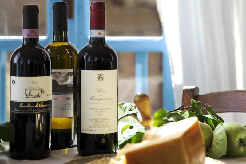 בית מלון כפרי Antico Borgo Di Tabiano Castello   Relais De Charme