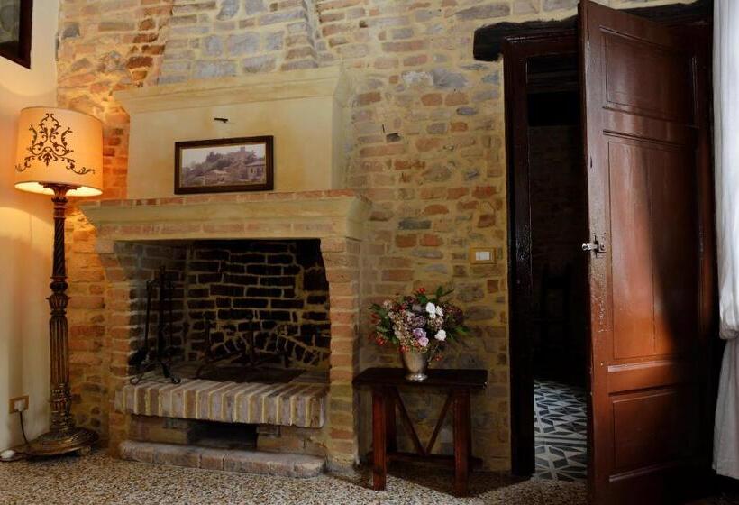 בית מלון כפרי Antico Borgo Di Tabiano Castello   Relais De Charme