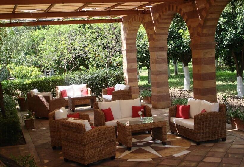 ホテル Argentikon Luxury Suites