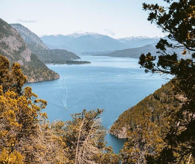 Отель Arrayan Lake View Mountain Lodge & Casa De Te Arrayan