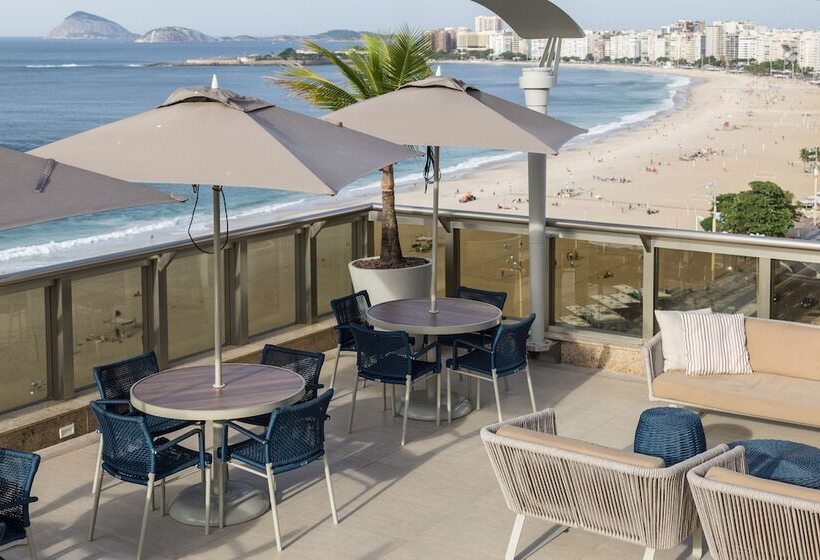 ホテル Astoria Palace