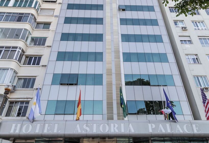 ホテル Astoria Palace