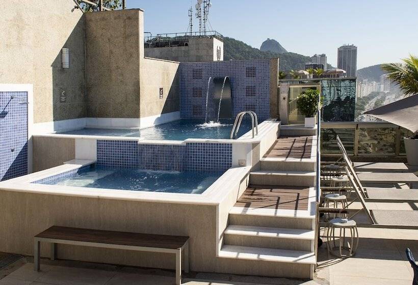 ホテル Astoria Palace