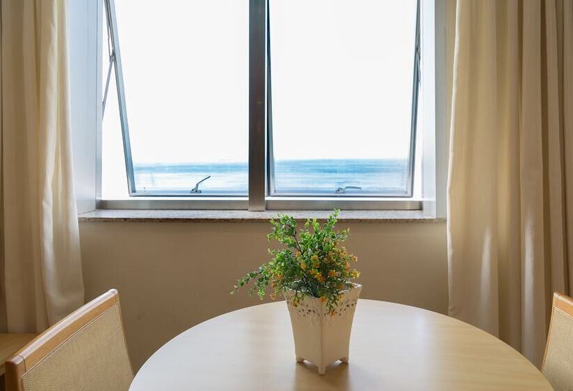 ホテル Astoria Palace