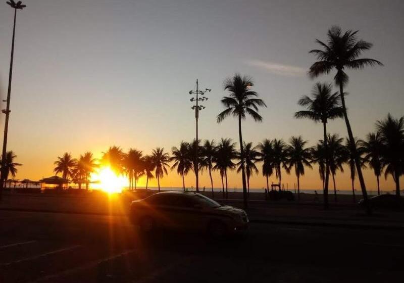 ホテル Astoria Palace