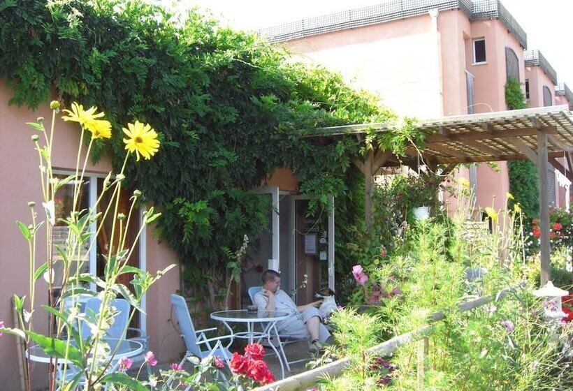 فندق Au Sans Souci