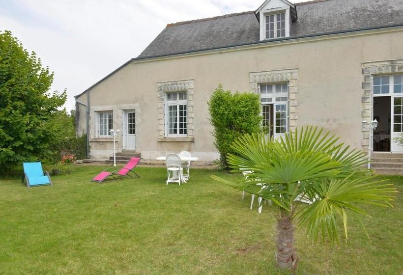 Отель Aurore De Beaufort