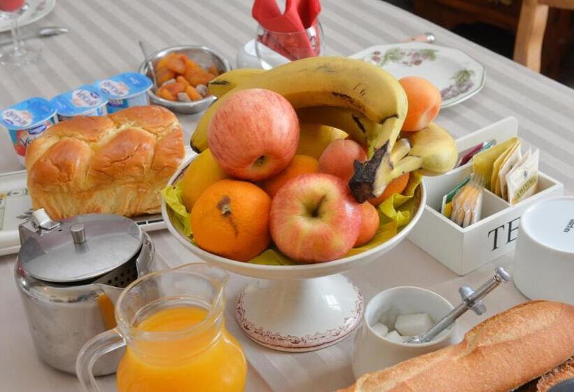 Отель Aurore De Beaufort