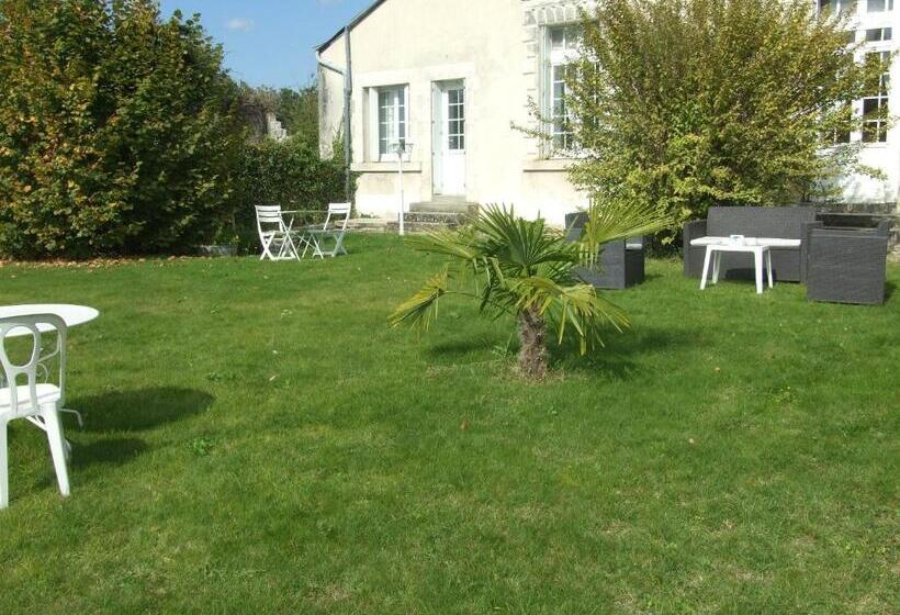 Отель Aurore De Beaufort